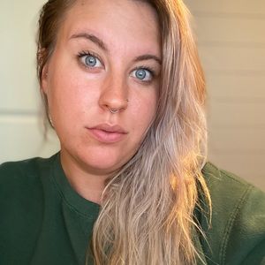 Meet your Posher, Mackenzie